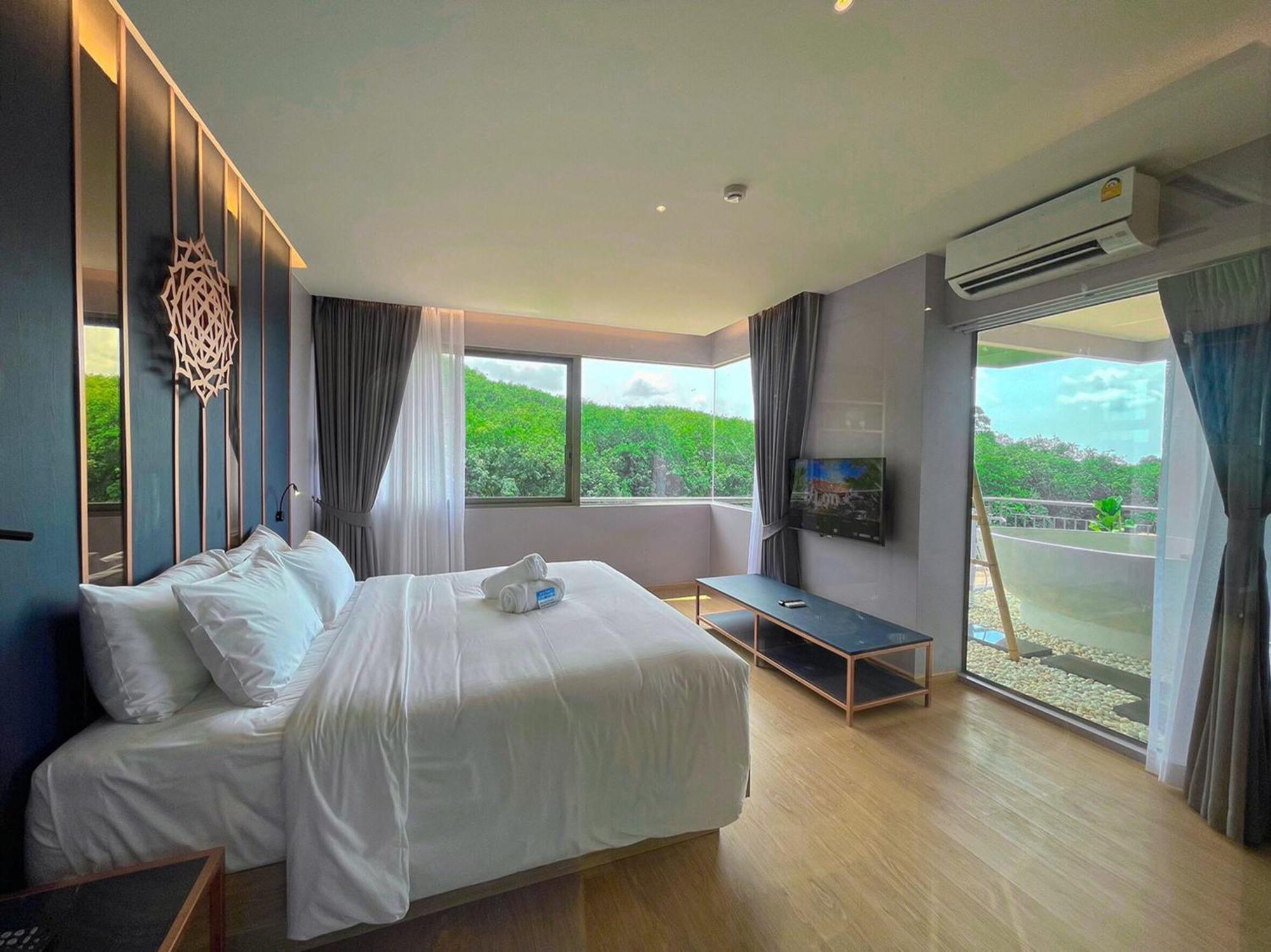 Hotel The Blue - Sha Chalong