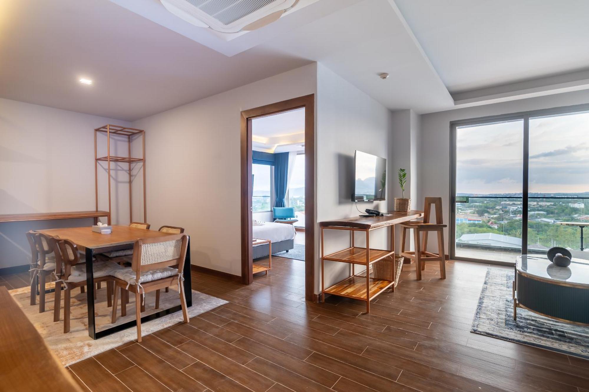 Hotel The Blue - Sha